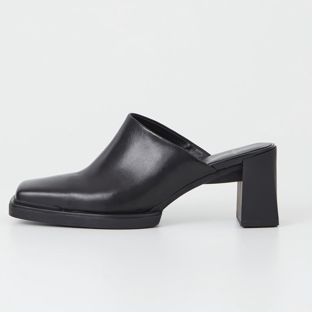 VAGABOND Black Leather Edwina Heeled Mules